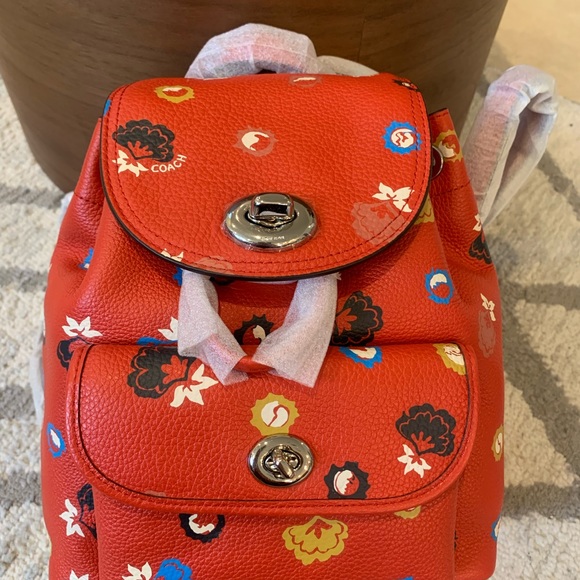 NWT Coach Mini Turnlock Women's Rucksack- Red Multicolor backpack - Picture 3 of 8